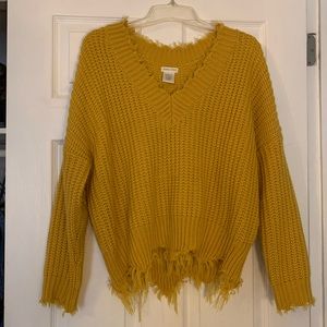 Women’s Boutique Sweater, Size Medium
